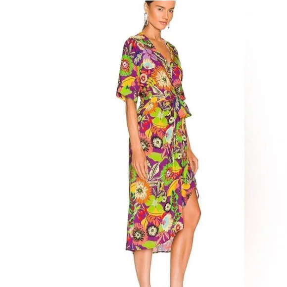Le Superbe Floral Muse Asymmetric Tie Front Midi Dress NWT Revolve Brand Tropica - Picture 3 of 15